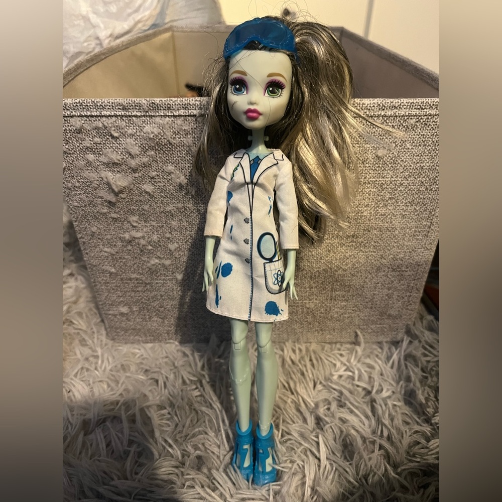 Frankie doll scientist